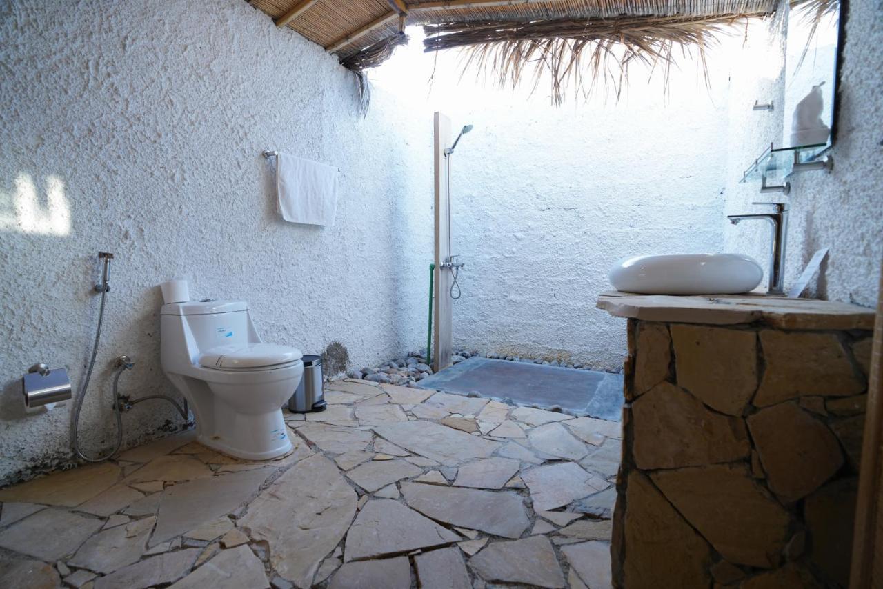 Sama Ras Al Jinz Resort Sur Exterior photo